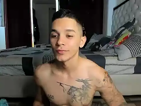 Snapshot of _Ander_Xx chatting on 01-17-26, 05:22 Ander Xx online show from 01-17-26, 05:22