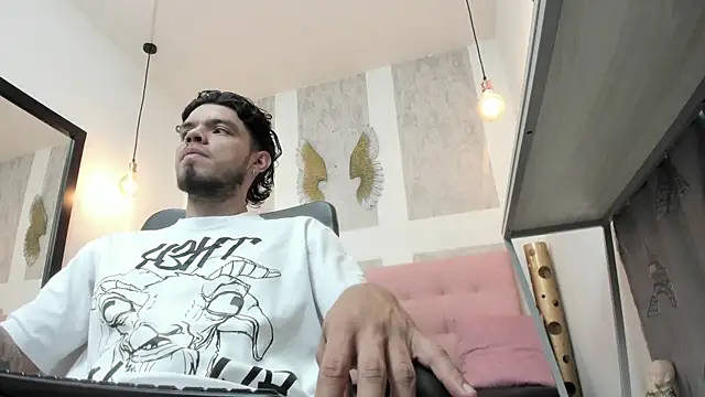 Enzo Turner online show from 01-11-26, 03:35