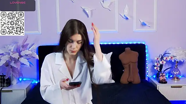 Lindsay Cutie online show from 01-13-26, 03:32