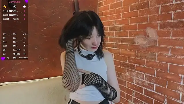 Snapshot of LisaBunnyy chatting on 02-22-26, 07:15 LisaBunnyy online show from 02-22-26, 07:15