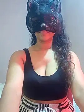 cutehotwife online show from 05-03-26, 03:44