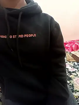 Snapshot of saloni_singh01 chatting on 01-11-26, 08:54 saloni singh01 online show from 01-11-26, 08:54