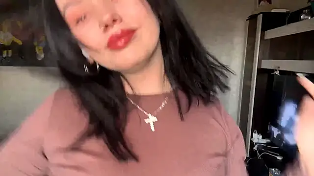 Snapshot of sofdancetr chatting on 01-11-26, 06:53 sofdancetr online show from 01-11-26, 06:53