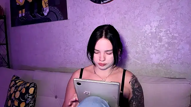 Snapshot of sofdancetr chatting on 01-12-26, 01:07 sofdancetr online show from 01-12-26, 01:07