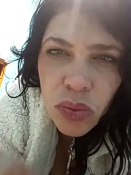 Snapshot of gaellymurlockx18 chatting on 02-22-26, 09:44 gaellymurlockx18 online show from 02-22-26, 09:44