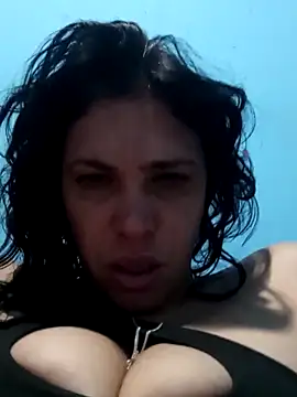 Snapshot of gaellymurlockx18 chatting on 02-15-26, 08:02 gaellymurlockx18 online show from 02-15-26, 08:02