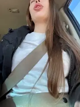 LeiaMood online show from 04-19-26, 03:18