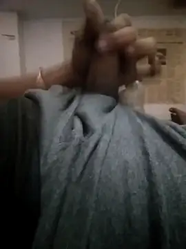 Snapshot of Mafiya0102 chatting on 02-17-26, 10:45 Mafiya0102 online show from 02-17-26, 10:45