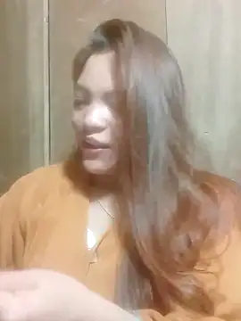 jjennyyy online show from 05-10-26, 02:15