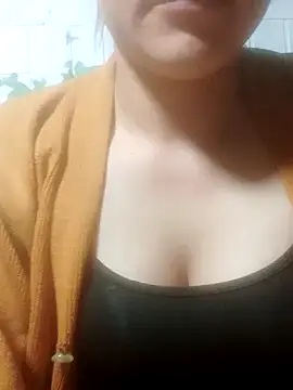 jjennyyy online show from 05-18-26, 01:05