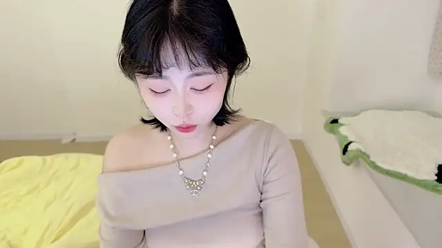 Onefiona online show from 03-11-26, 10:42