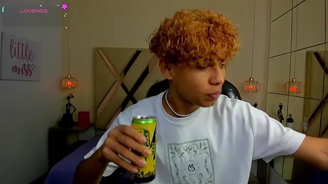Anyelo Twink online show from 07-18-26, 04:10