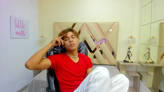 Anyelo Twink online show from 02-19-26, 08:06