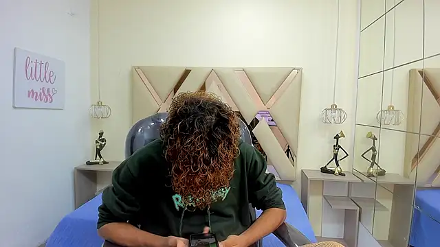 Anyelo Twink online show from 02-26-26, 01:55