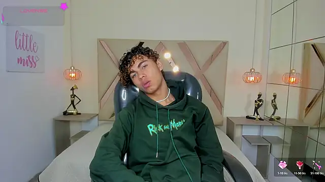 Anyelo Twink online show from 06-19-26, 05:35