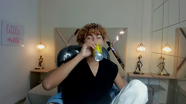 Anyelo Twink online show from 03-13-26, 09:20