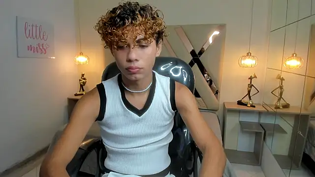 Anyelo Twink online show from 03-10-26, 08:46