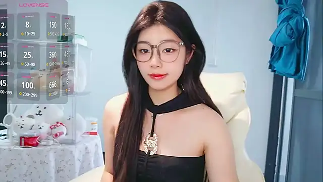 -XiaoYu-777 online show from 04-14-26, 07:46