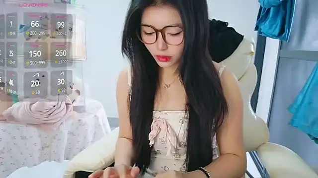 -XiaoYu-777 online show from 03-06-26, 08:20