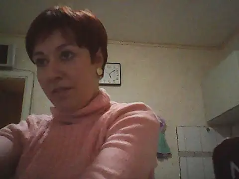 Snapshot of Fruittellalove chatting on 01-13-26, 02:10 Fruittellalove online show from 01-13-26, 02:10