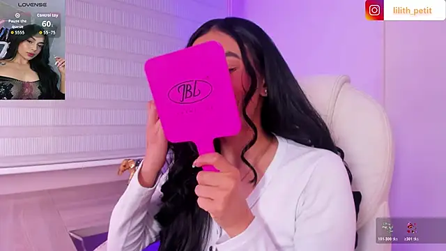 lilith petit  online show from 04-13-26, 01:26