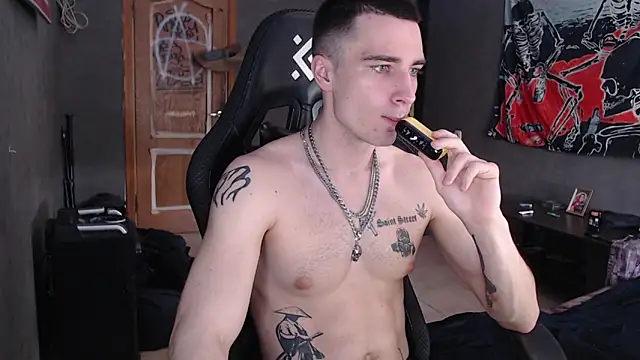 Snapshot of Jack_loveeee chatting on 05-05-26, 07:11 Jack loveeee online show from 05-05-26, 07:11