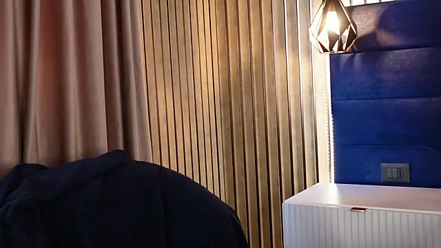 KylieeV online show from 03-16-26, 07:34