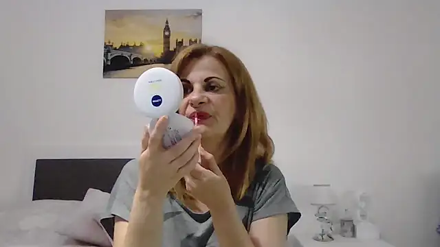 Clara1986 online show from 05-28-26, 02:01