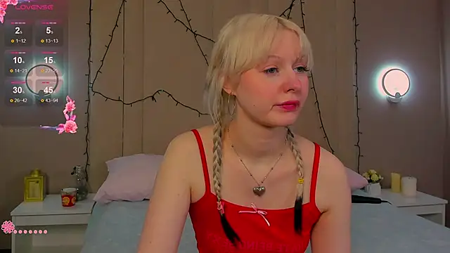 AdeleSilvy online show from 03-13-26, 01:43