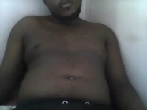 Snapshot of handsomeguy02 chatting on 04-02-26, 02:13 handsomeguy02 online show from 04-02-26, 02:13