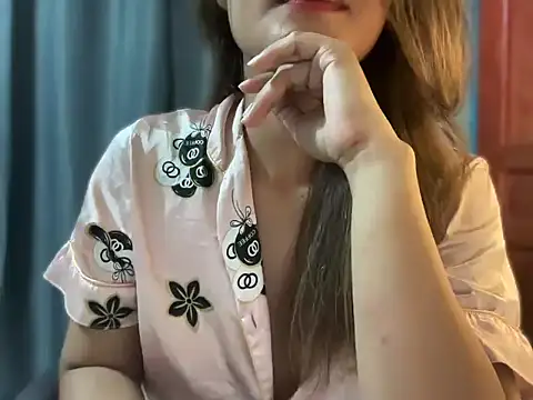 Snapshot of Lovely_mommy chatting on 02-24-26, 09:10 Lovely mommy online show from 02-24-26, 09:10