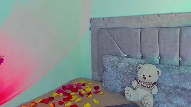 Britanny77 online show from 03-27-26, 10:33