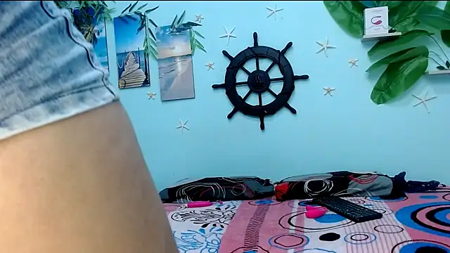 Snapshot of lucerodelamanana343 chatting on 02-01-26, 03:43 lucerodelamanana343 online show from 02-01-26, 03:43