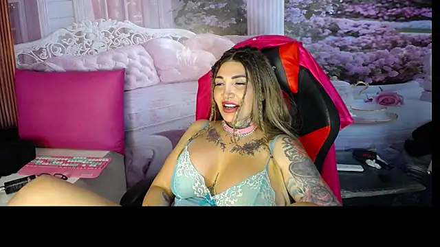 Layla-Wattson online show from 02-15-26, 11:53