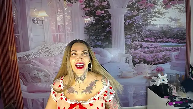 Layla-Wattson online show from 02-07-26, 01:52