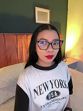 Snapshot of Little_Lexyy chatting on 07-05-26, 05:36 Little Lexyy online show from 07-05-26, 05:36