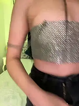 Snapshot of Little_Lexyy chatting on 06-07-26, 05:12 Little Lexyy online show from 06-07-26, 05:12