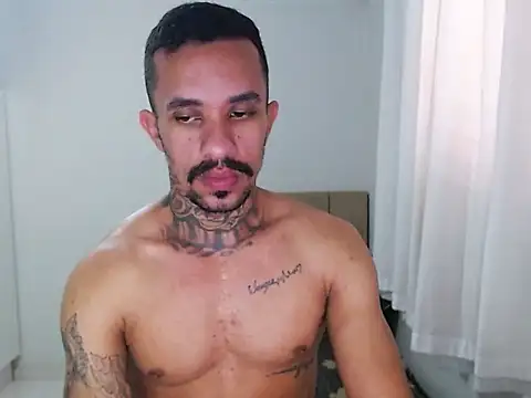 Snapshot of lipegonzalezz chatting on 02-19-26, 02:47 lipegonzalezz online show from 02-19-26, 02:47