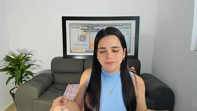 LucianaMoreau online show from 03-07-26, 10:04