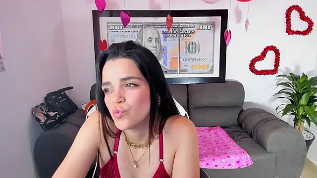 LucianaMoreau online show from 02-18-26, 09:33