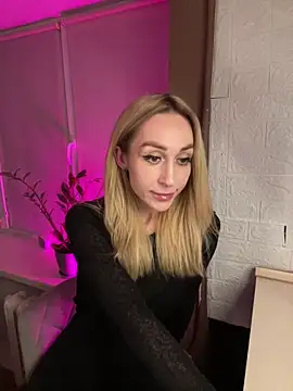 AnesaKis online show from 04-17-26, 11:40