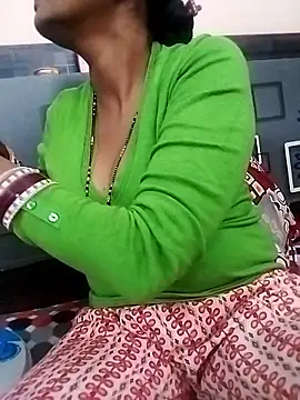 Ishka-hot online show from 01-11-26, 05:03