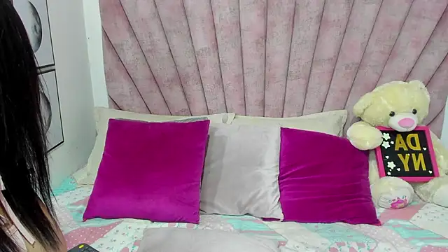 danibellucii  online show from 03-16-26, 03:14