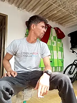 torvyHot online show from 04-23-26, 07:37