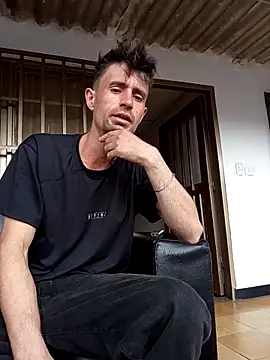 torvyHot online show from 05-08-26, 07:17