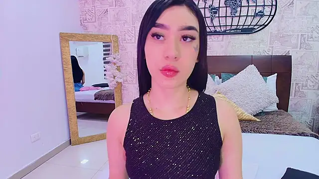 emily clarkk  online show from 01-17-26, 07:50