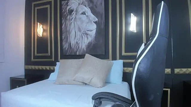 emma hiltonn  online show from 02-25-26, 02:12