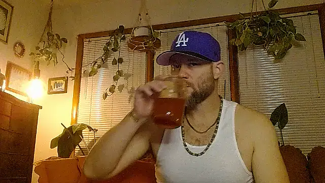 Snapshot of marcus_graves_13 chatting on 02-01-26, 01:37 marcus graves 13 online show from 02-01-26, 01:37