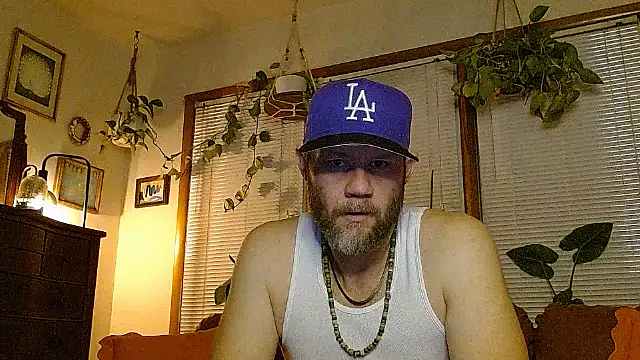 Snapshot of marcus_graves_13 chatting on 02-17-26, 01:47 marcus graves 13 online show from 02-17-26, 01:47