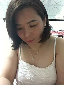 Snapshot of ManaMi-Ami chatting on 02-12-26, 10:15 ManaMi-Ami online show from 02-12-26, 10:15